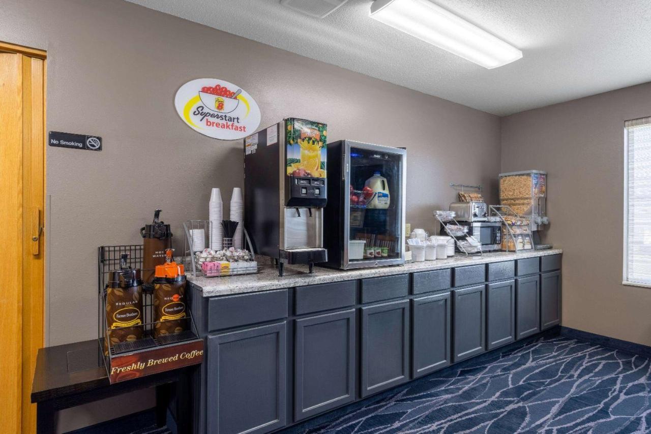 Super 8 By Wyndham Jackson Mn Hotel Ngoại thất bức ảnh